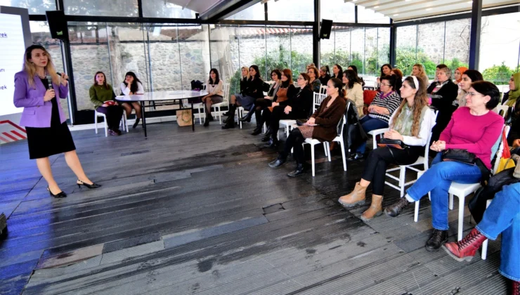 İzmir Bornova’da 'Sağlıklı İlişkiler' Masaya Yatırıldı