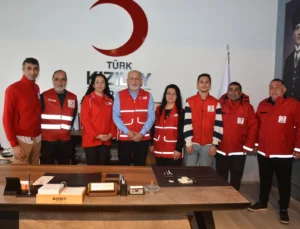 Bornova Kızılay’dan Ramazan’da Binlerce Kişiye Iftar