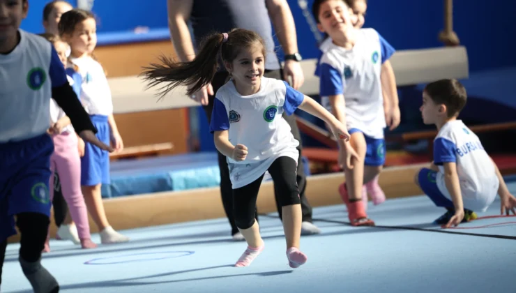 Bursa'Da Kış Spor Okulları'Nda Eğlence Ve Spor Bir Arada