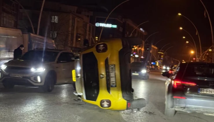 Düzce’de Ticari Taksi Devrildi!