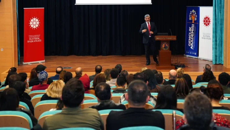 İletişim Başkanlığı Adana'Dan Medyaya Yapay Zekâ Eğitimi