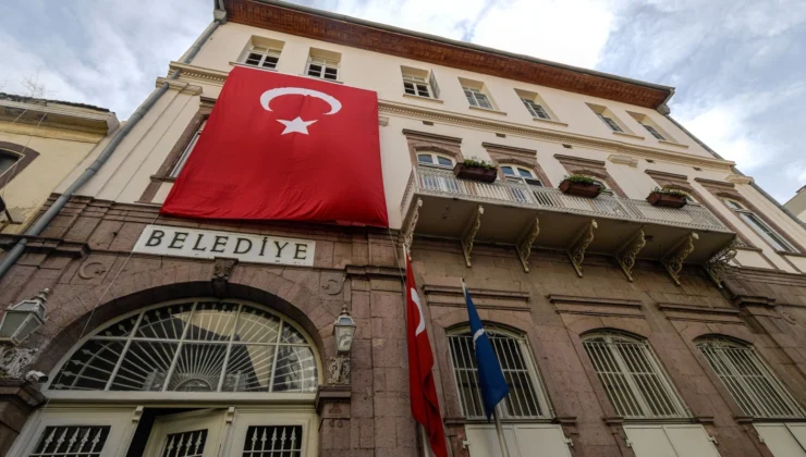 İzmir Büyükşehir’den 'El Koyma' Tepkisi!