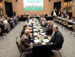 Konya Karatay’da Protokol Ve Muhtarlar Iftar Sofrasında Buluştu