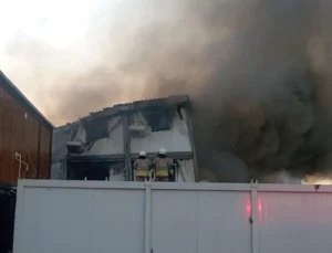 Manisa’da Işçi Konteynerinde Çıkan Yangın Kontrol Altına Alındı