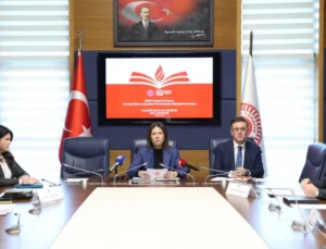 Meb'Den 'Türkçe'Nin Avrupa’da Akreditasyonu Için Adım
