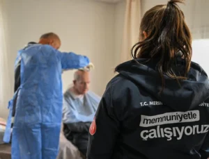 Mersin’de Evde Sağlık Hizmeti Vatandaşın Yanında