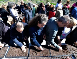 Toprak Kadınlarla Canlanıyor