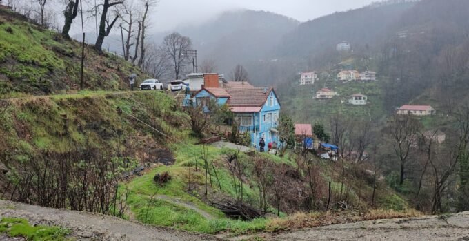 Zonguldak’ta heyelan paniği, geçici boşaltılan yapılarda hayat normale döndü