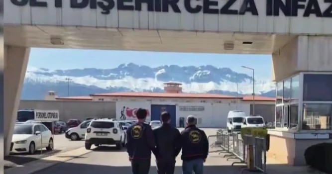 32 Ilde Fetö'Den 64 Şüpheli Yakalandı