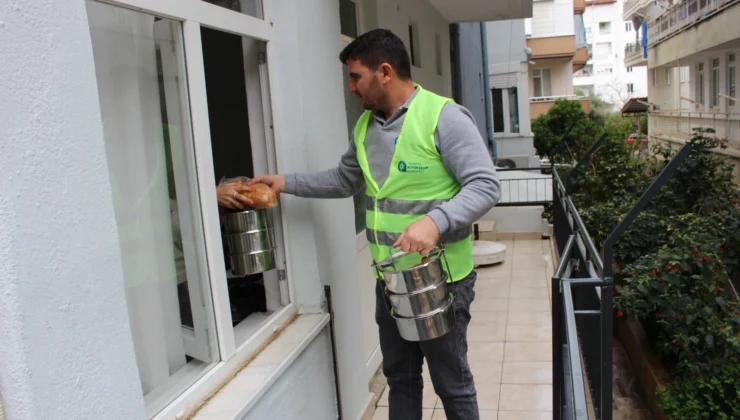 Antalya’da Aşevi Desteği Büyüyor… 2025’Te 259 Bin Porsiyon Yemek Dağıtıldı