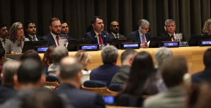 Bakan Kurum: Sıfır Atık Tercih Değil, Mecburiyettir