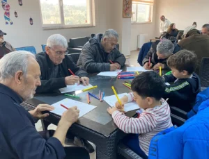 Balıkesir'De 'Minik Kalp'Lerden 'Büyük Çınar'Lara Ziyaret