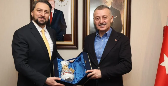 Başkan Büyükakın’dan Halep’te Ziyaret Trafiği