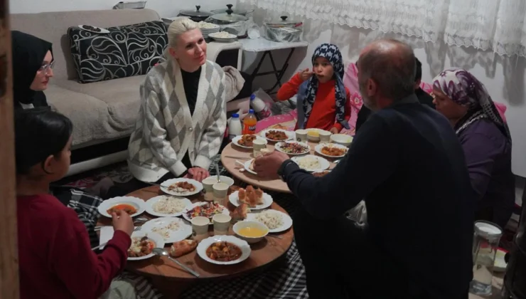 Bilecik'Te Başkan Subaşı, Demircan Ailesinin Sofrasında Oruç Açtı