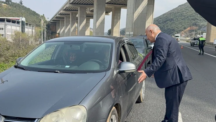 Bursa Gemlik'Te Kaymakam Canbaba 'Sensiz Olmaz' Diyerek Uyardı