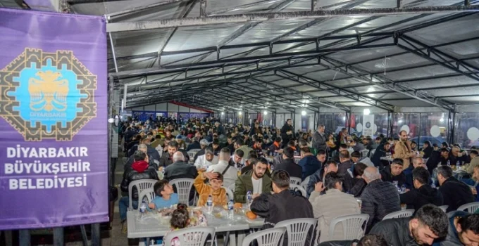 Diyarbakır'Da Ramazanda 230 Bin Kişiye Iftar Hizmeti