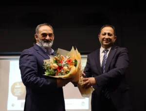 Dursun Ali Erzincanlı Sakarya’da Şiirleriyle Gönüllere Dokundu