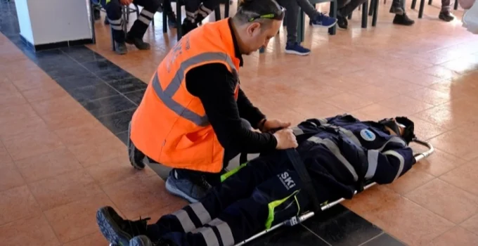 Eski̇’de Afet Ve Acil Durum Eğitimi