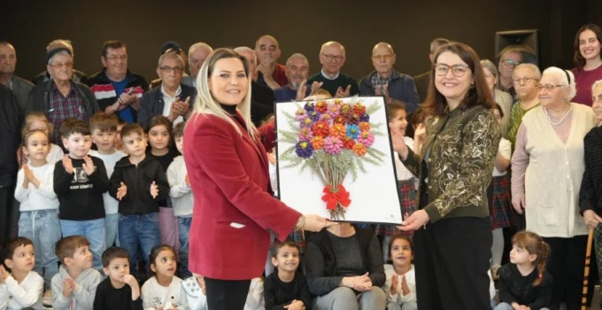 Eskişehir'De Miniklerden Büyük Yüreklere Dokunan Ziyaret