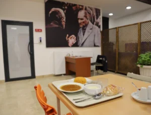 Eskişehir Kent Lokantaları'Ndan Anlamlı Ikram