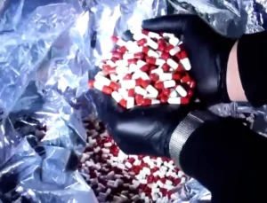 Sınırda Ve Limanda Dev Operasyon! 828 Milyon Tl’lik 484 Kilo Uyuşturucu Ele Geçirildi