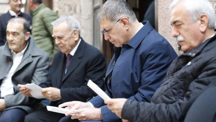 İzmir'De Eski Başkan Kocaoğlu’dan 'Meslek Fabrikası' Desteği