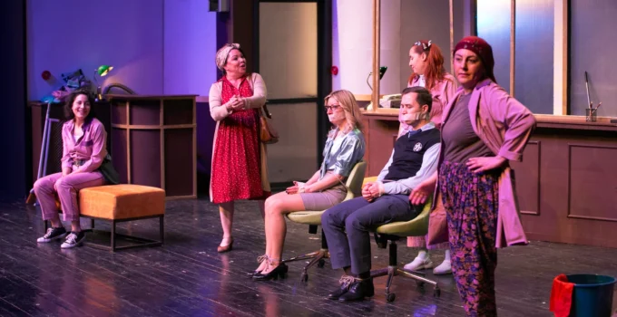 İzmir Şehir Tiyatrosu'Ndan 27 Mart'A Özel Oyunlar