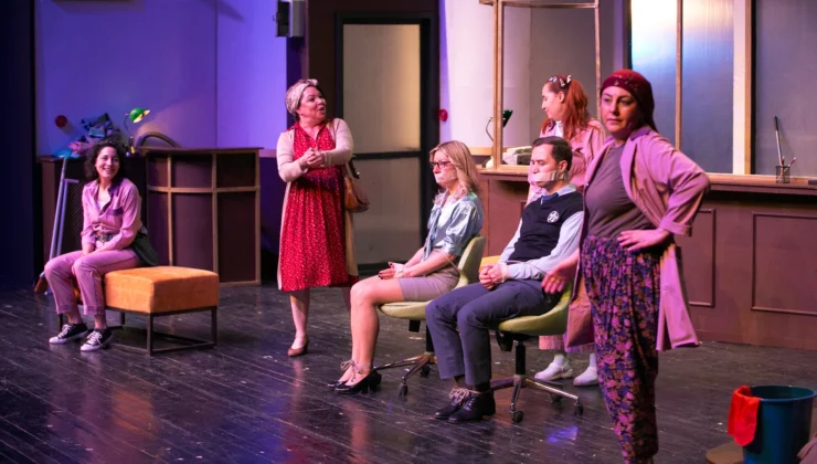 İzmir Şehir Tiyatrosu'Ndan 27 Mart'A Özel Oyunlar