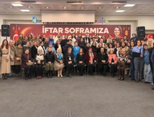 İzmit'Te Kadın Dernekleri Aynı Sofrada Buluştu
