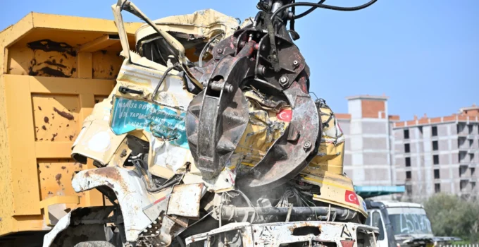 Manisa’da Hurda Ve Sahipsiz Araçlar Mke’ye Sevk Edildi