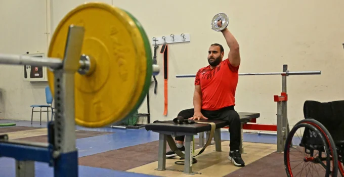 Milli Halterci Faruk Öztürk’ün Hedefi Olimpiyat Madalyası