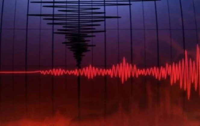 Ege’de Peş Peşe Depremler