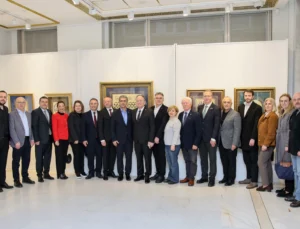 ‘Zer-I Nab’ Tezhip Sergisi Bursa’da Ziyarete Açıldı