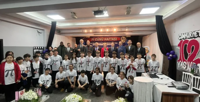 Zonguldak’ta Gazi Mustafa Kemal Ortaokulu’nda Pi Günü kutlandı