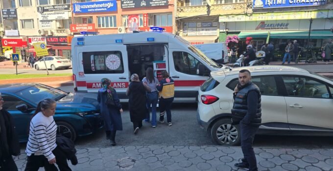 EREĞLİ’DE AVM TUVALETİNDE FENALAŞAN KADIN HASTANEYE KALDIRILDI