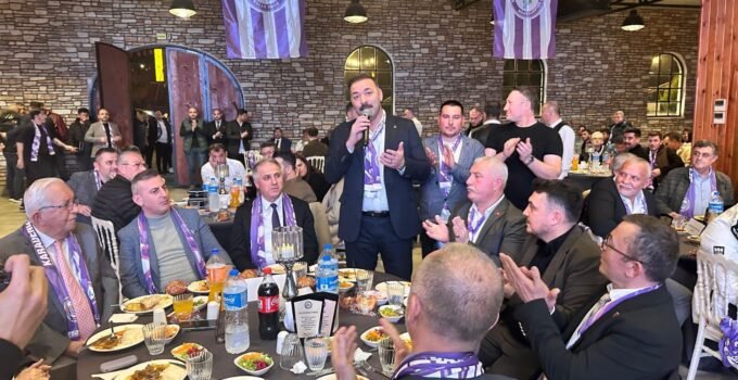 AK Parti heyeti Kdz. Ereğli Belediyespor’un ‘Play-Off Onur Gecesi’ne katıldı