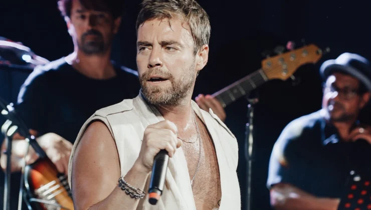 Alaçatı Ot Festivali'Nde Yıldız Yağmuru… Berkay, Simge Ve Murat Dalkılıç Bu Festivalde