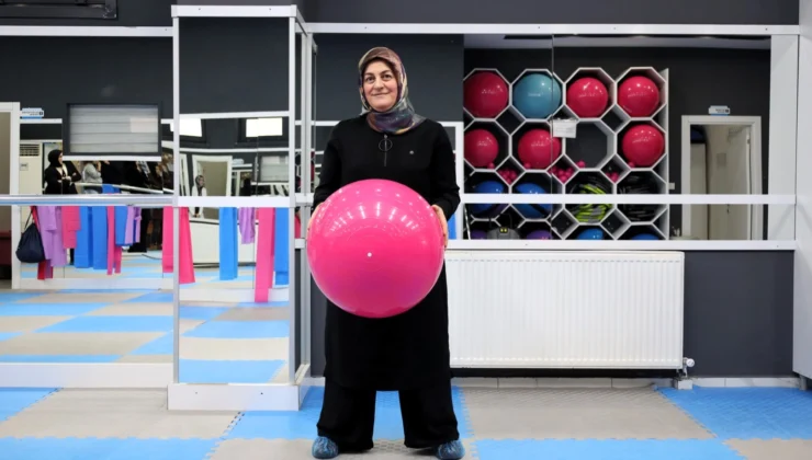 Anne Şehir Merkezi’nde Hayatı Değişti… 96 Kilodan 70 Kiloya