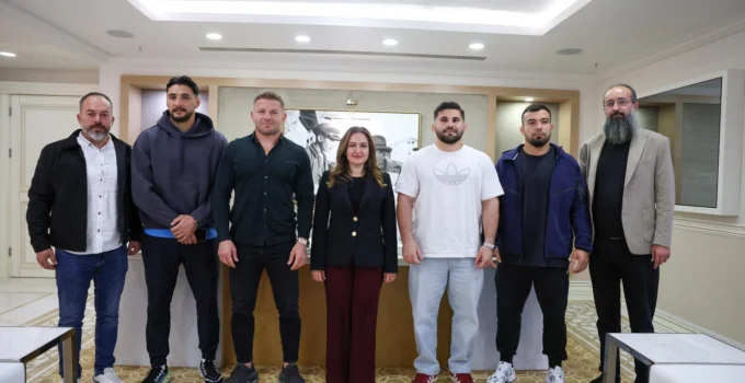 Antalya’da Güreş Sezonu Öncesi Moral Ziyareti