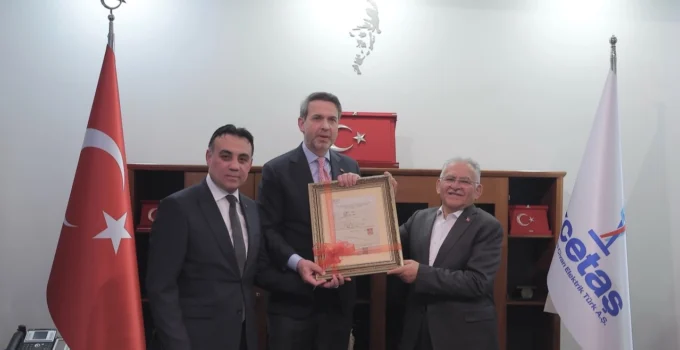 Bakan Bayraktar'Dan Kcetaş Vurgusu