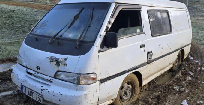 Bilecik Pazaryeri’nde Kaçak Orman Emvaline Suçüstü!