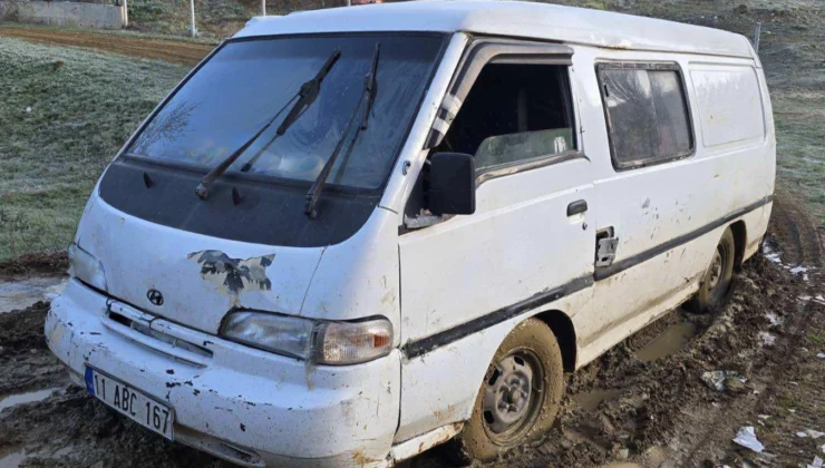 Bilecik Pazaryeri’nde Kaçak Orman Emvaline Suçüstü!