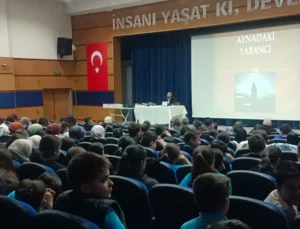 Bilecik’te “Aynadaki Yabancı” Söyleşisi Gençlere Farkındalık Kazandırdı
