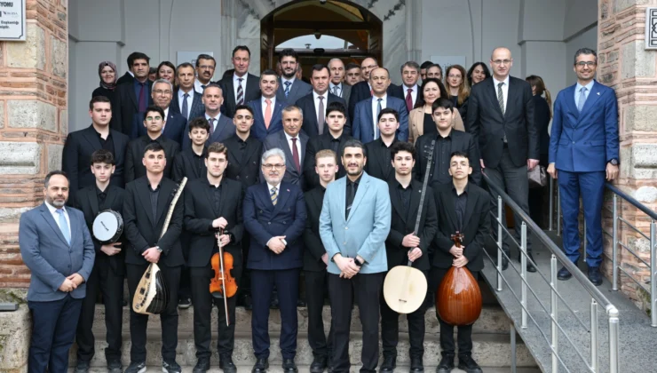 Bir Şehir Bin Derslik Bursa Projesi Tanıtıldı