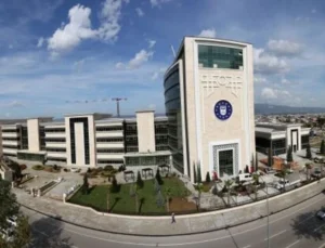 Bursa Büyükşehir'De Olağanüstü Önlemler… Ödemeler Durduruldu, Izinler Iptal Edildi