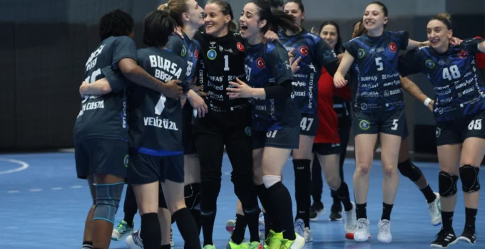 Bursa Büyükşehir'Den Hentbolda Kritik Galibiyet