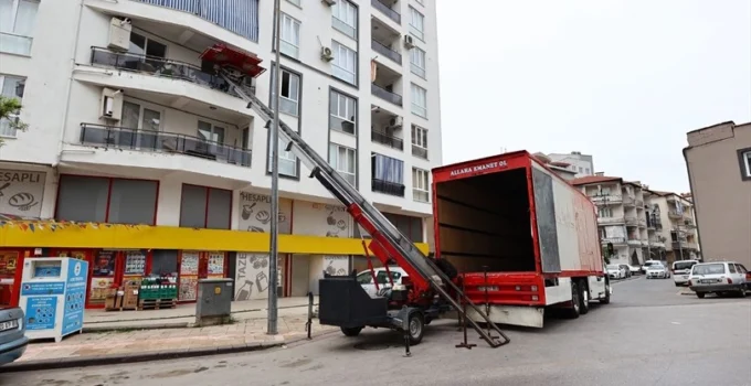 Denizli Büyükşehir’den Taşınan Ailelere 1,77 Milyon Tl’lik Destek