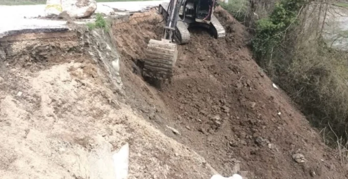 Düzce Yığılca’da Heyelan Bölgesinde Çalışmalar Sürüyor