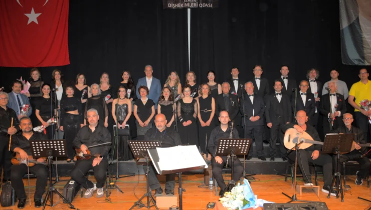 İzdo Tsm Korosu Ayakta Alkışlandı