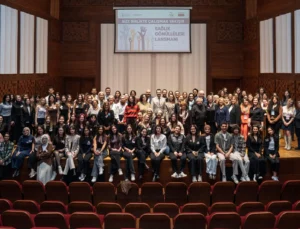 İzmir’in Gönüllü Sağlıkçıları Sahaya Iniyor